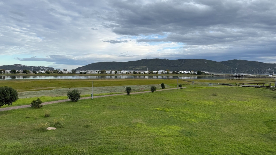 To Let 4 Bedroom Property for Rent in Knysna Central Western Cape